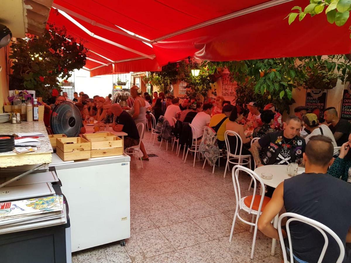 Pension Casa Austria Calella Zewnętrze zdjęcie